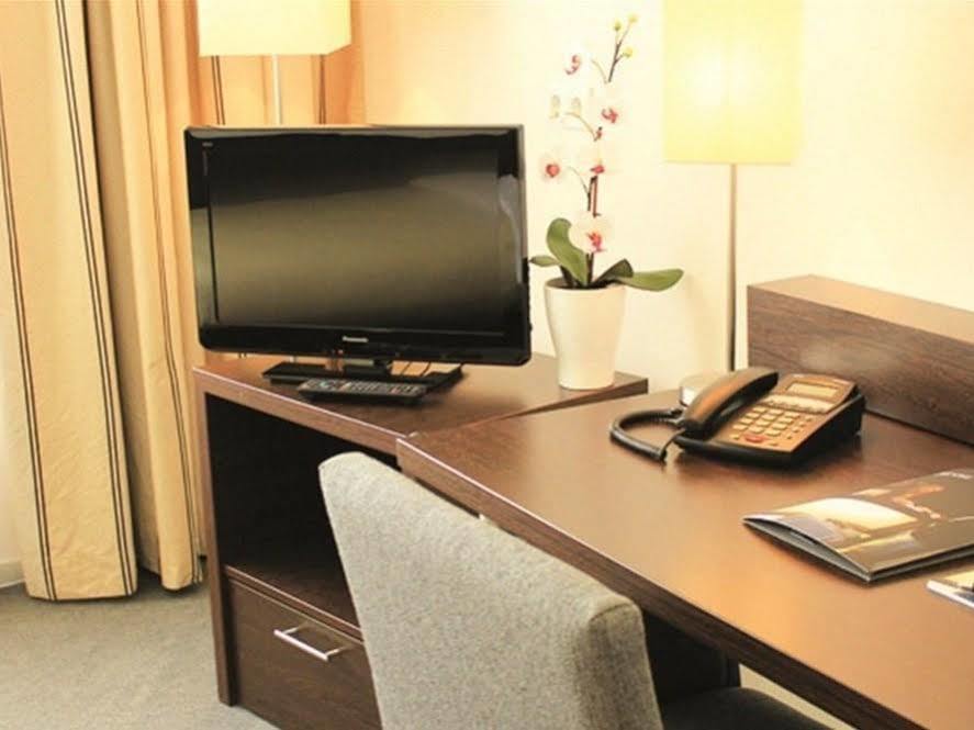 Hotel Luetzow Берлін Екстер'єр фото